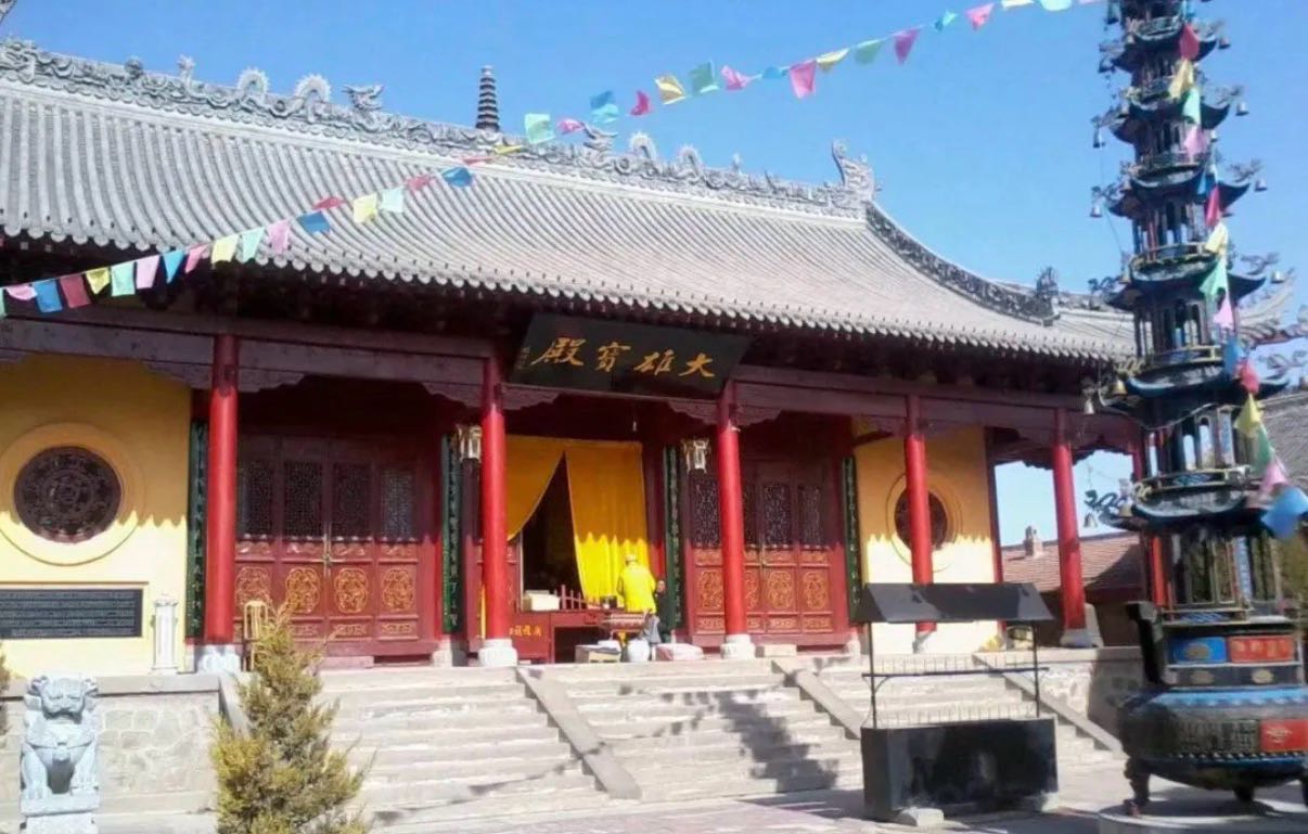 宝塔寺实景照片