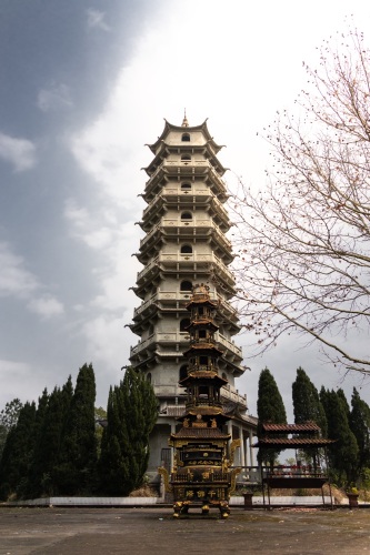 怀鲁镇眠牛山公园