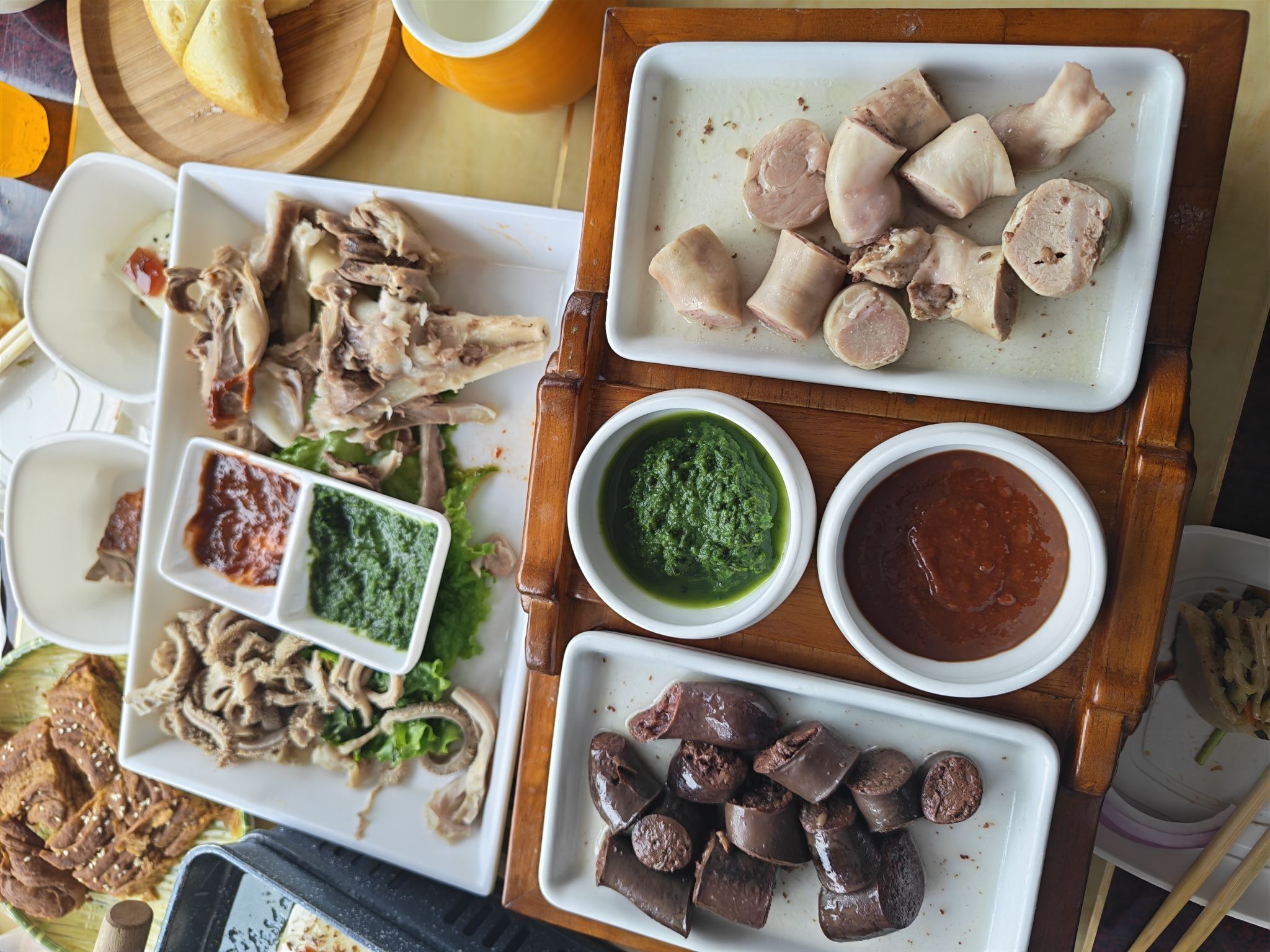 阿芳坝上食府·蒙餐·手把肉·羊肉烧麦(张北店)