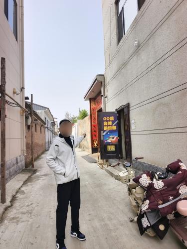 零零后台球俱乐部