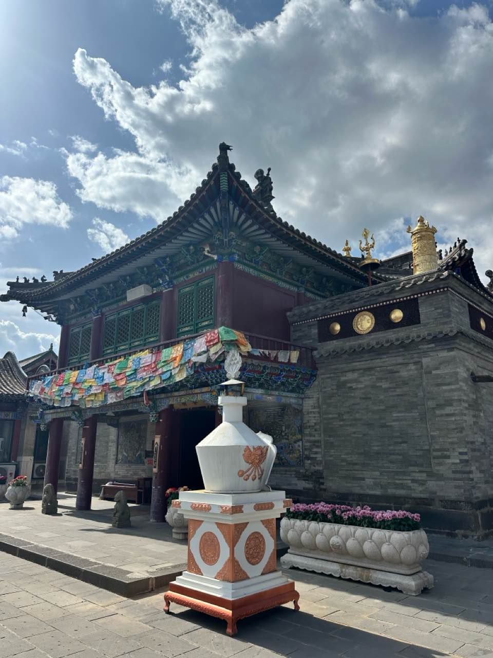 乃春庙实景照片