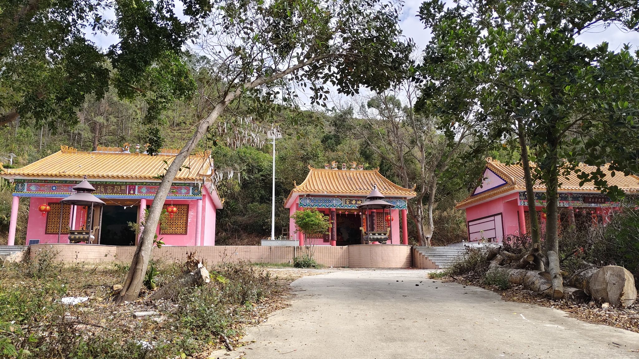 双龙响水庙实景照片