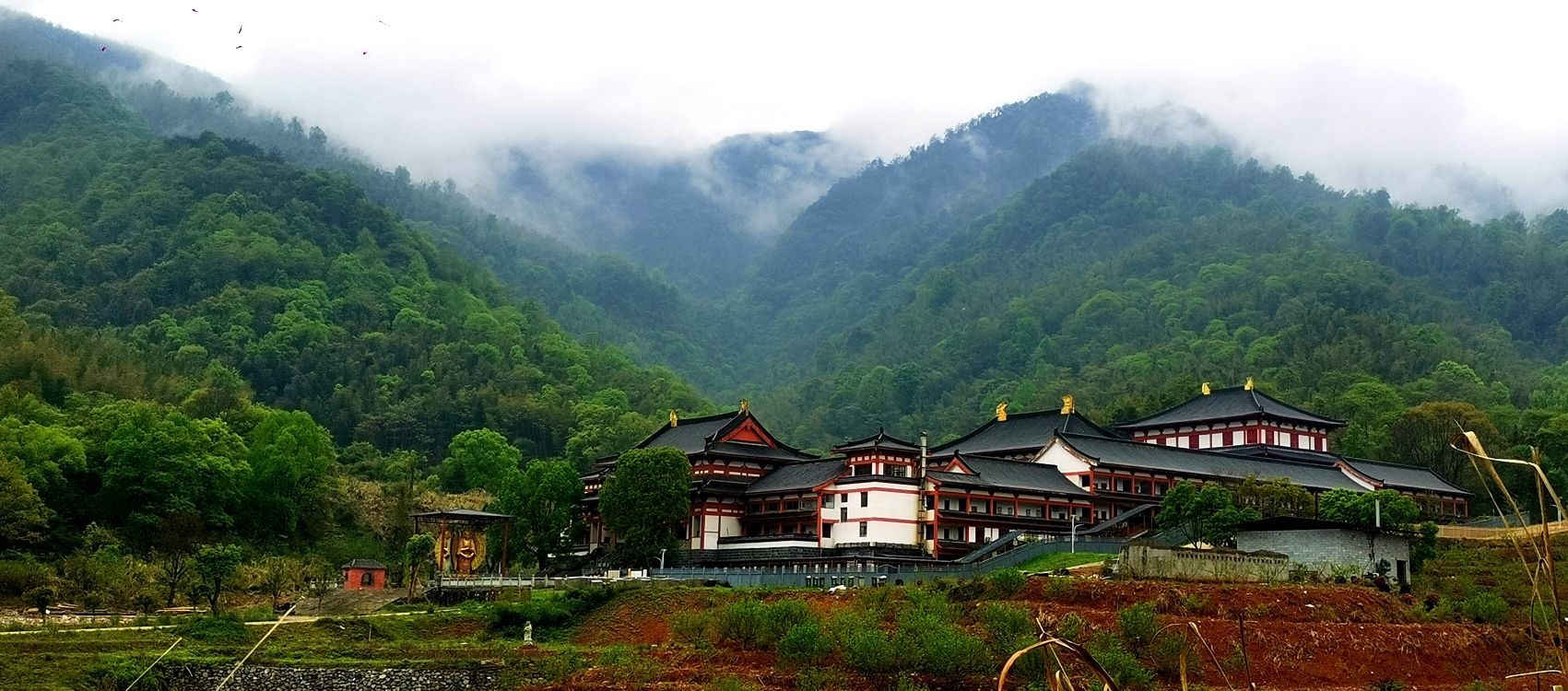江西末山九峰禅寺观音殿(居士之家)实景照片