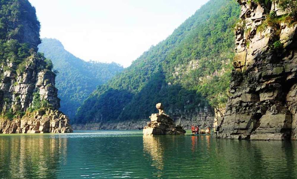 圣堂湖景区景点图片