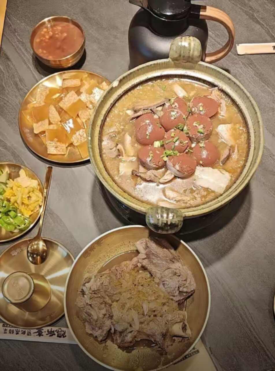 隐市李东北杀猪菜(辽河油田胜利小区店)