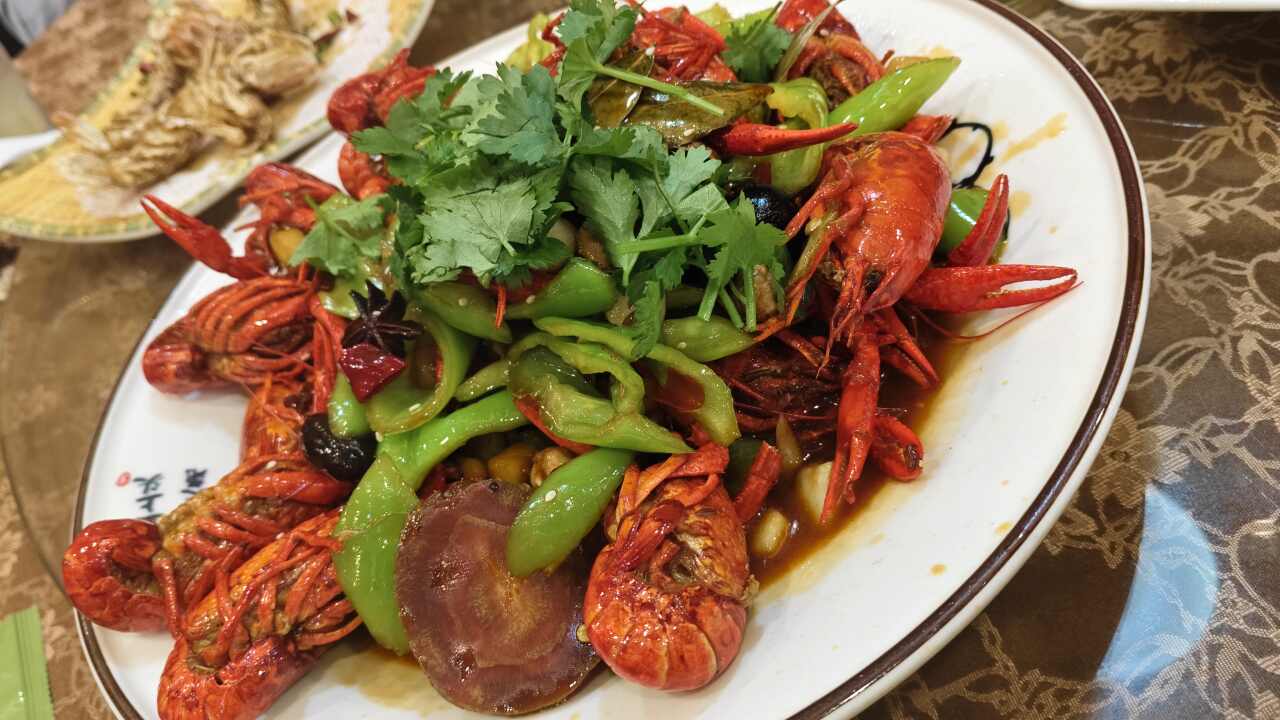 沈家门小海鲜(君临广场店)