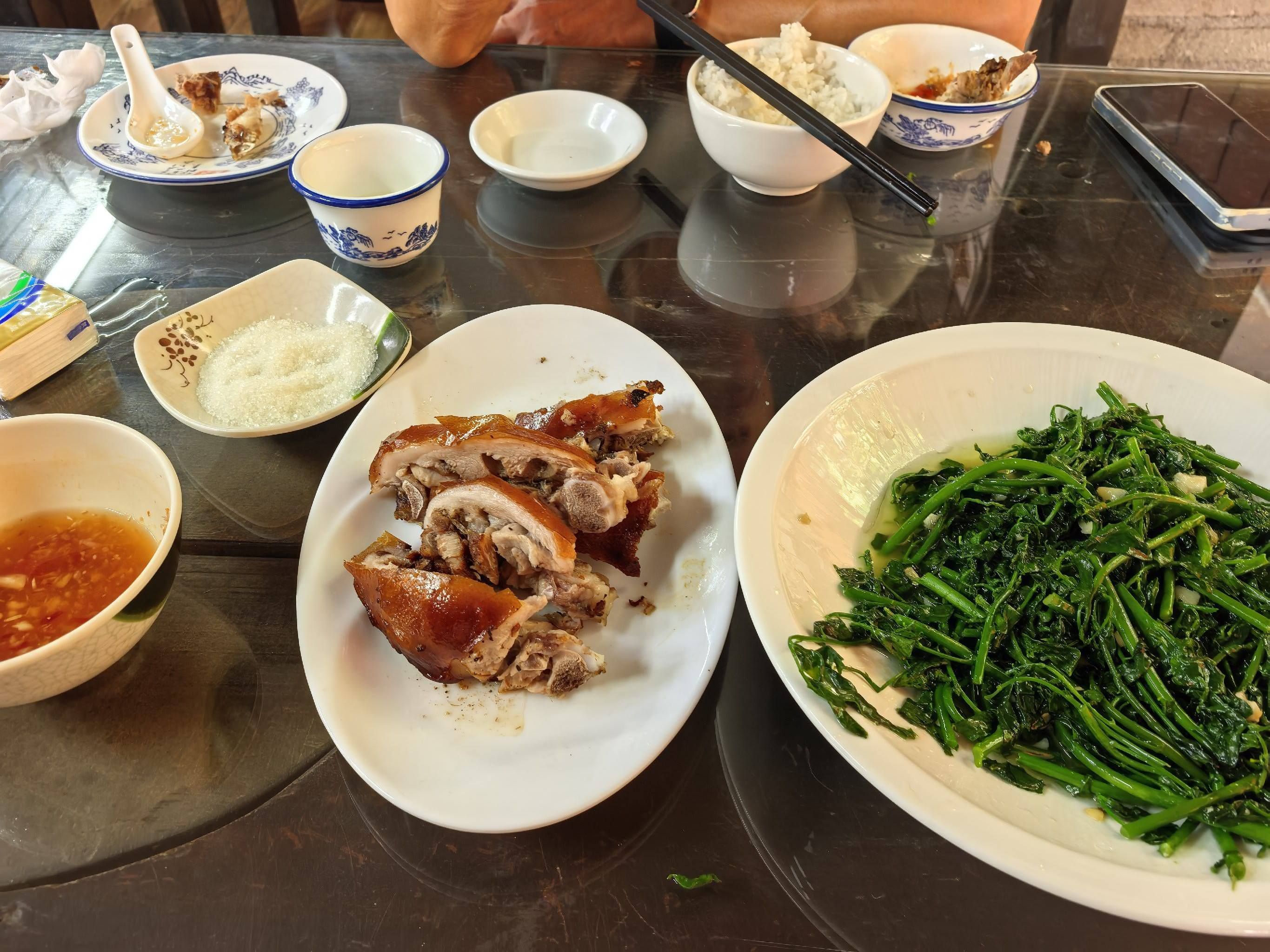 黄记四更烤乳猪(儋州店)
