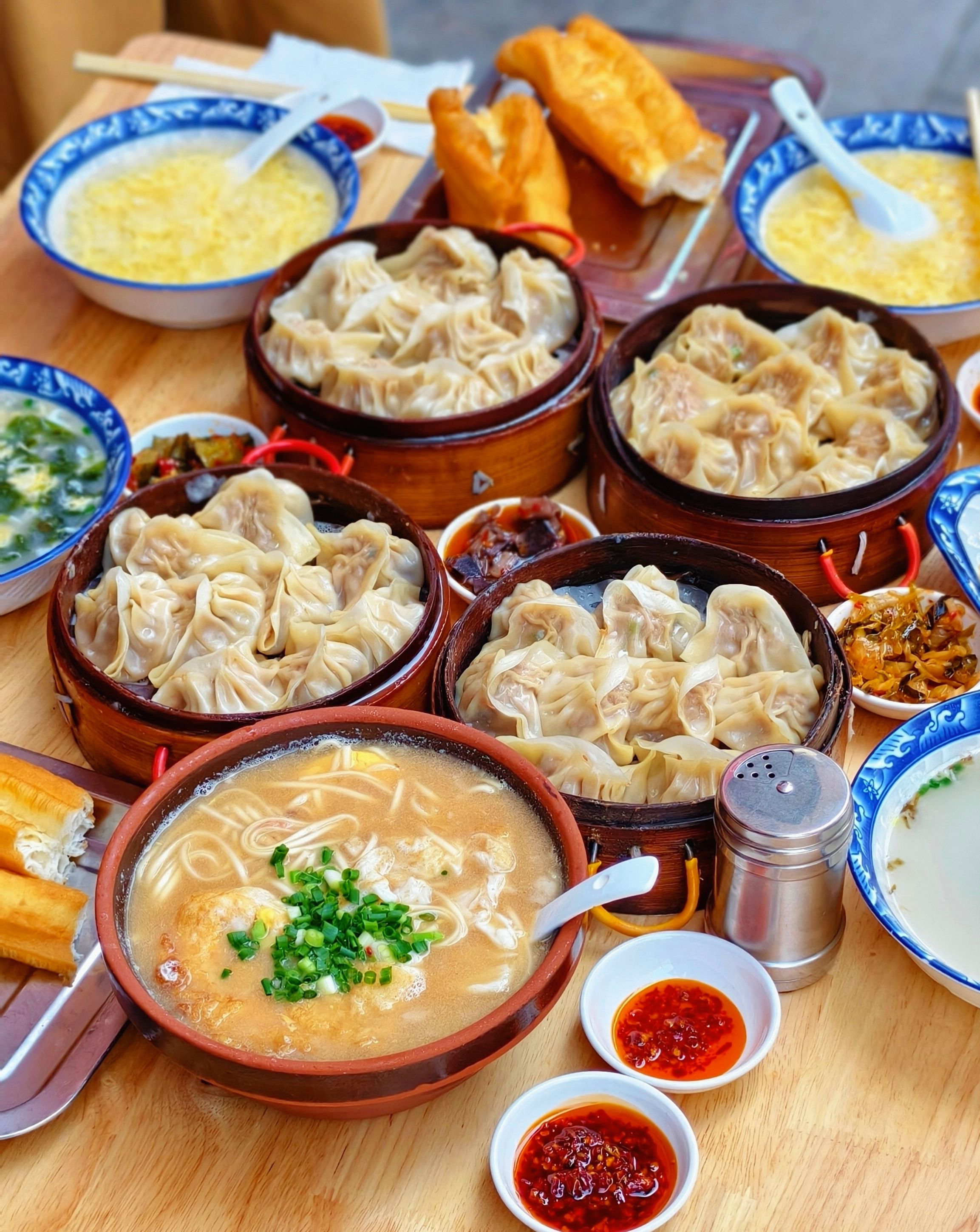 唐记包粥婆(常德柳叶湖车站总店)