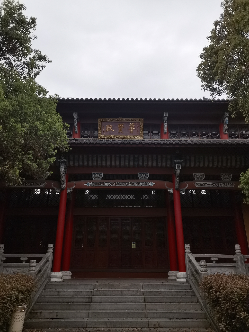 普贤殿实景照片