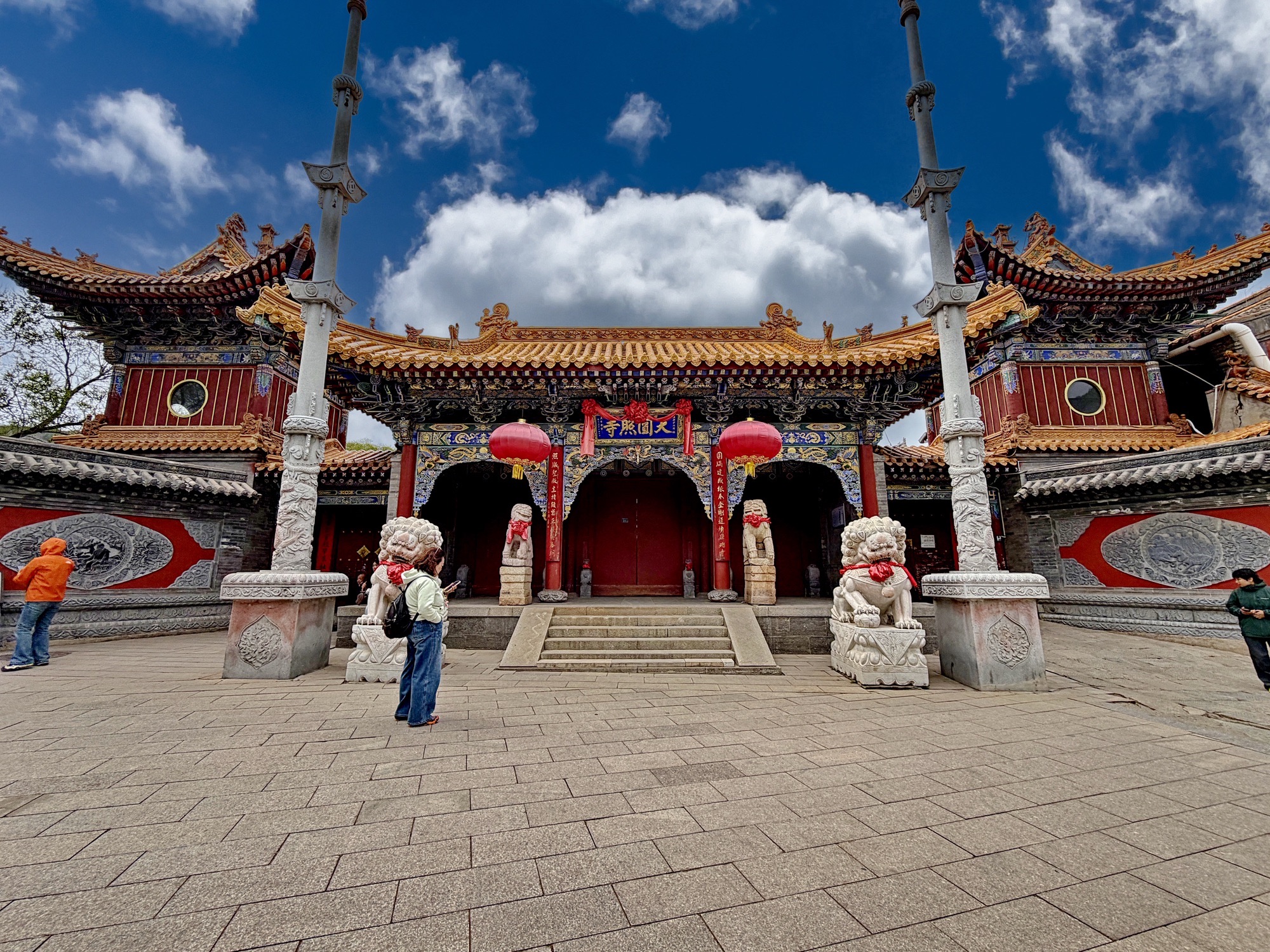 五台山圆照寺实景照片
