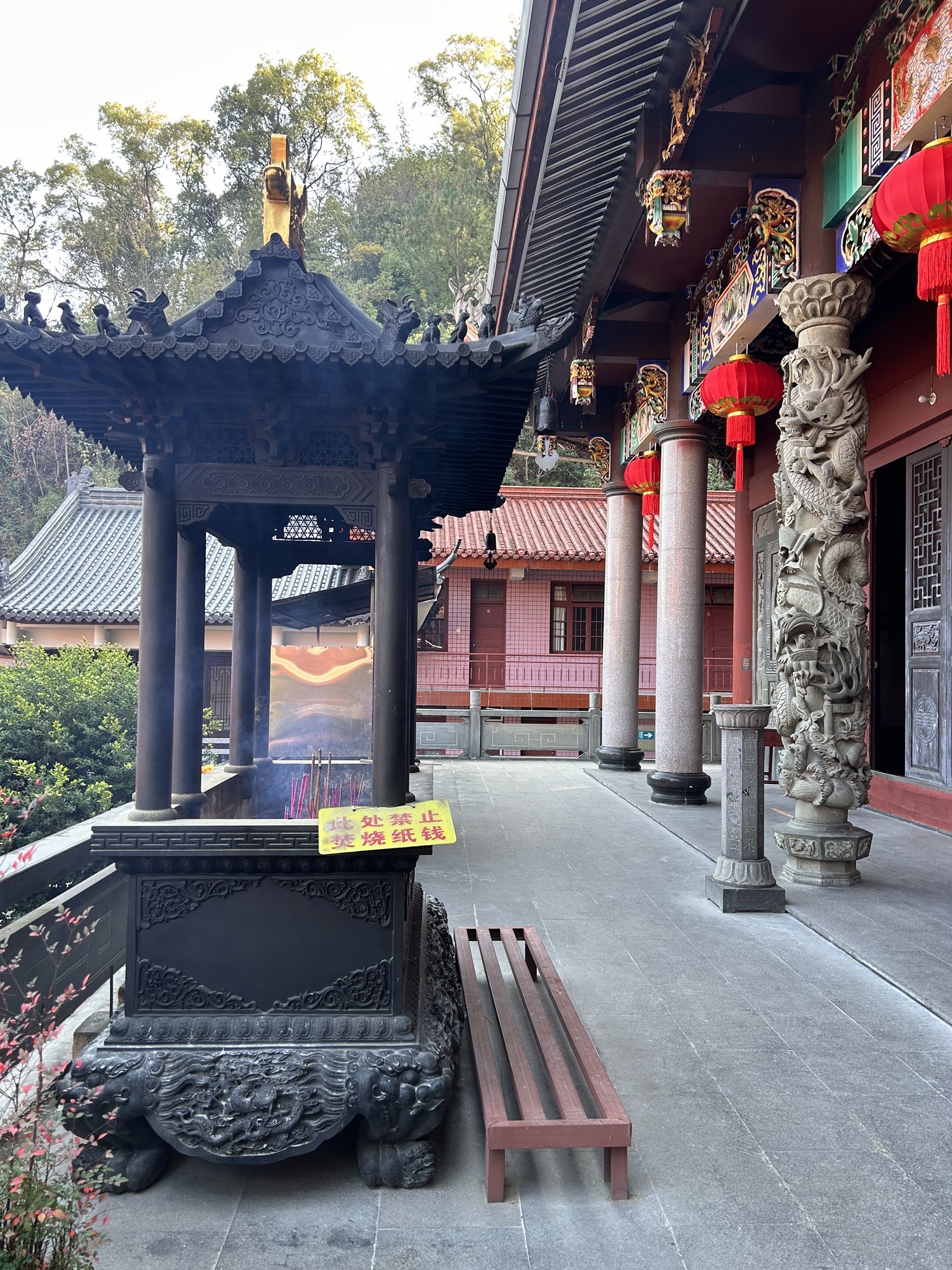圆通禅寺实景照片