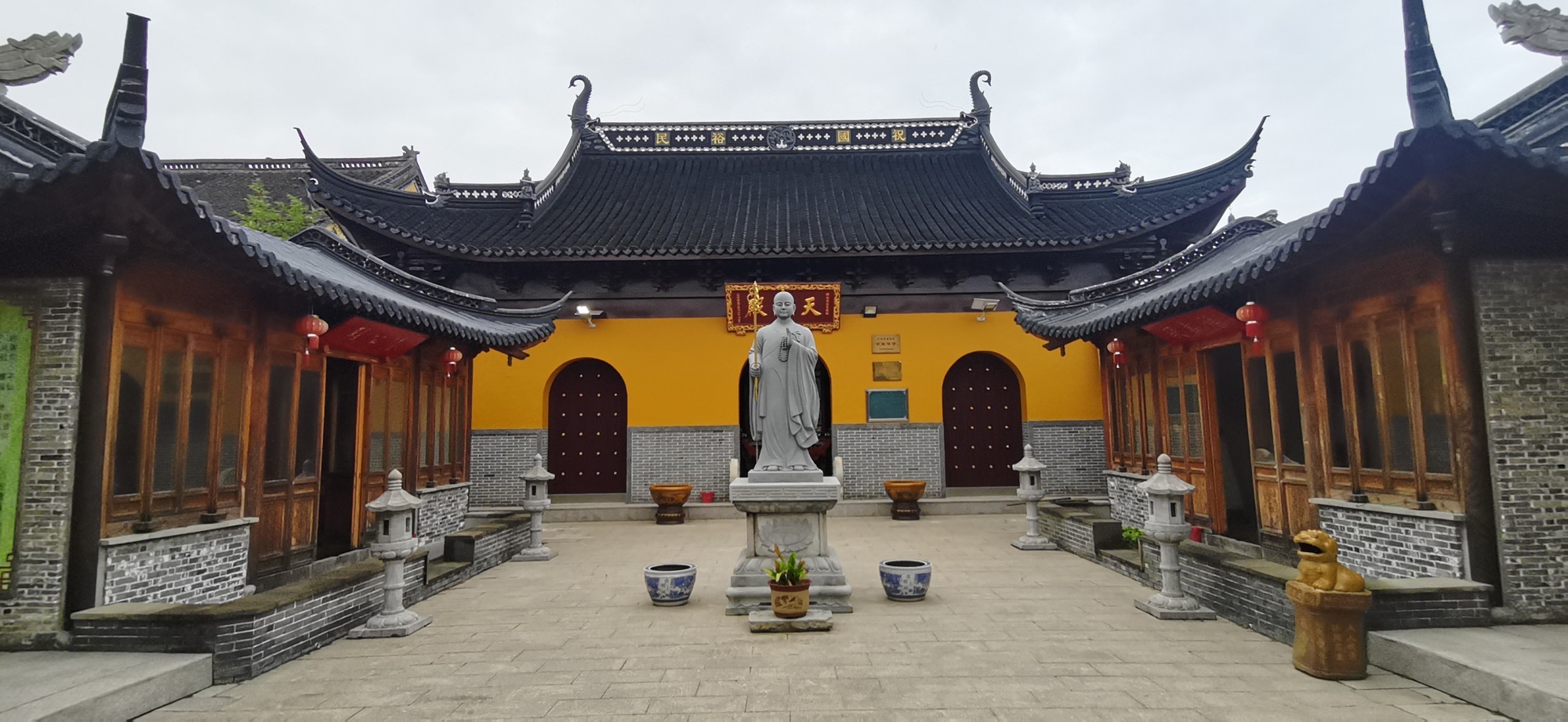新藏禅寺实景照片