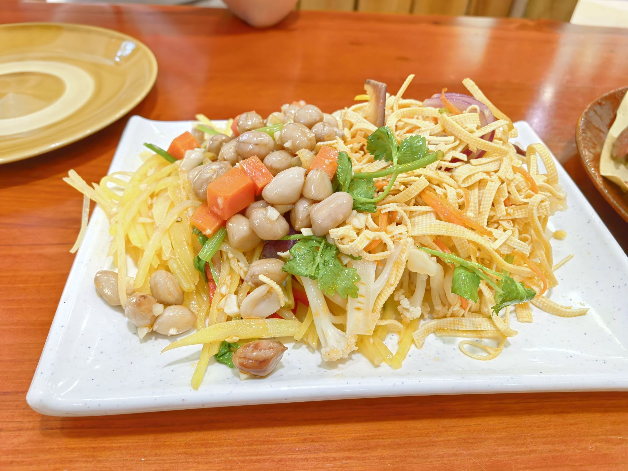 六禾熏酱小酒馆·东北菜(兴海中路店)