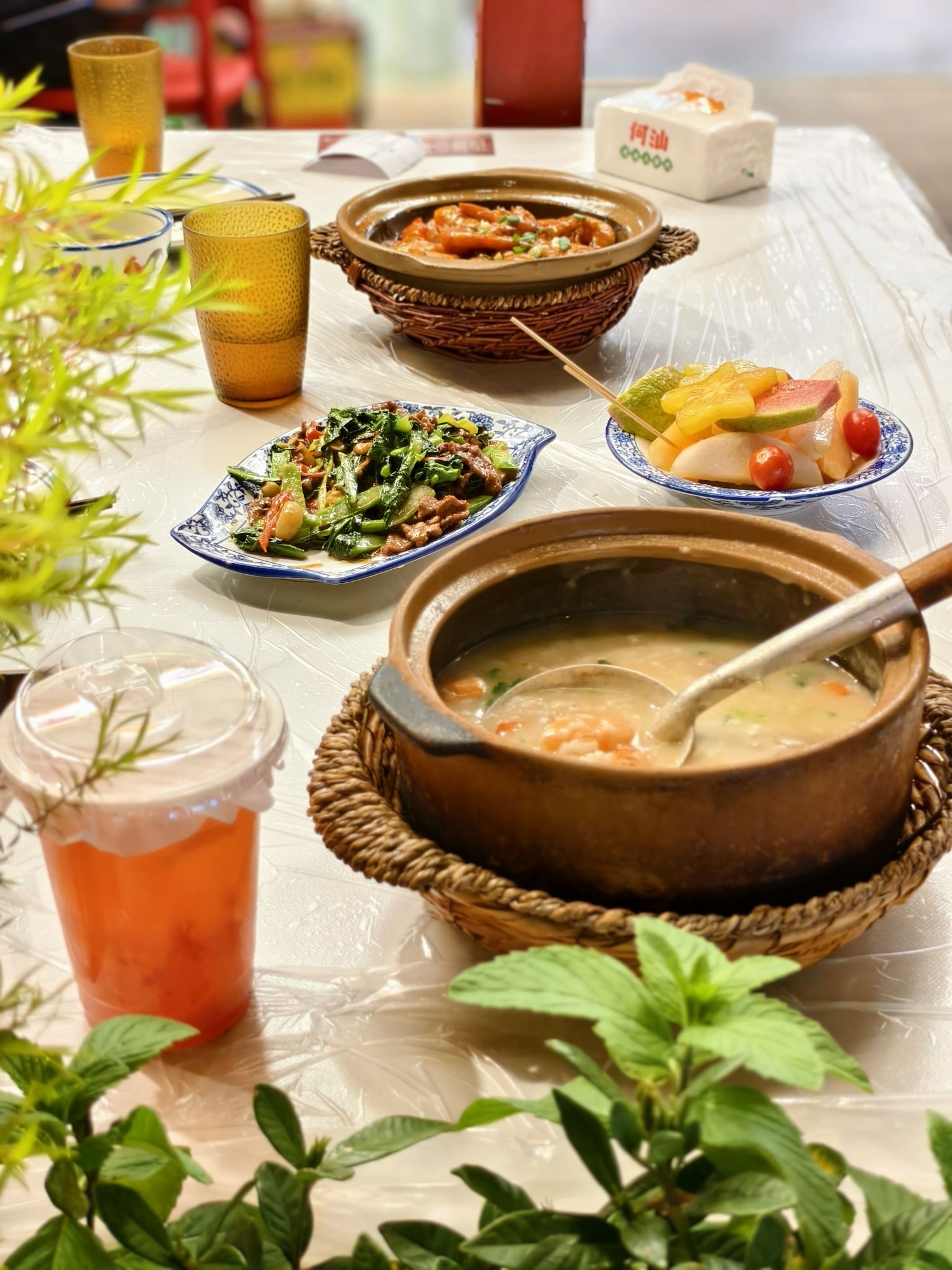 何汕·潮汕大排档(湖滨商业街店)