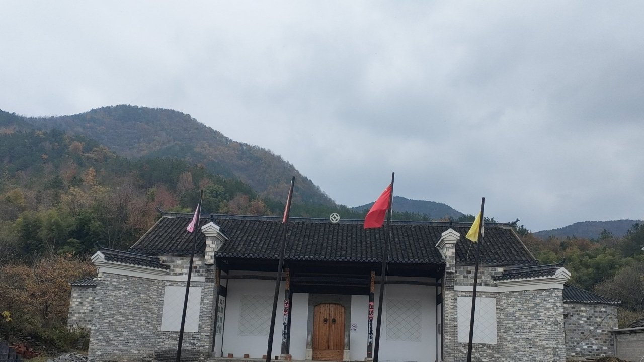 鲁谼山村倪氏祠堂实景照片