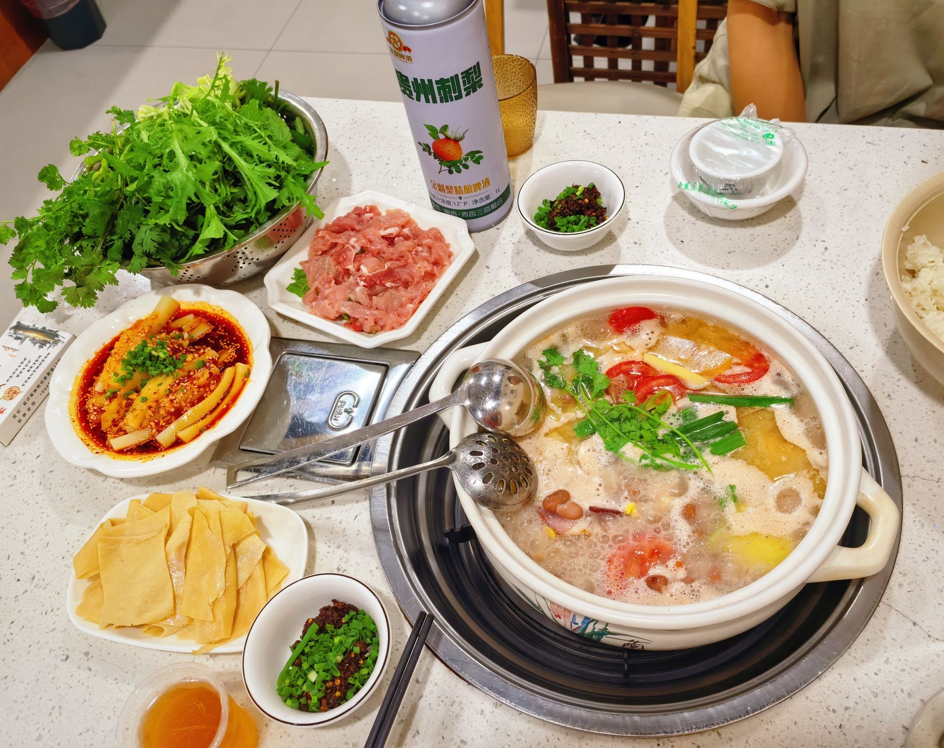 黔府豆米火锅野菜馆(南马店)