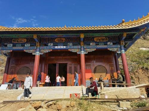 灵山寺实景照片