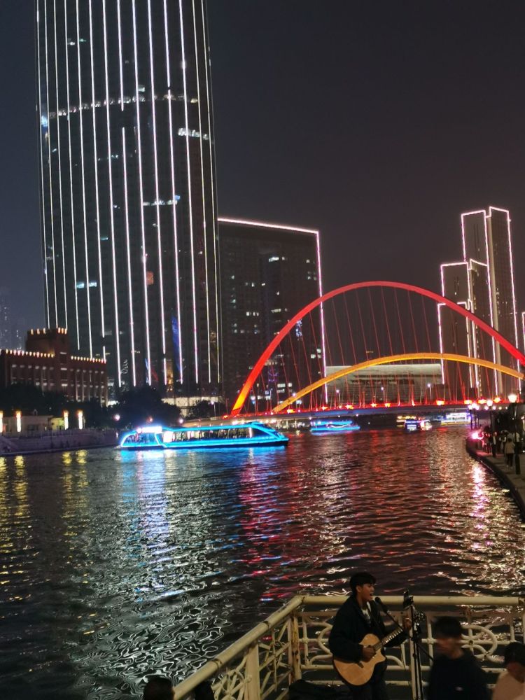 海河游船景点图片