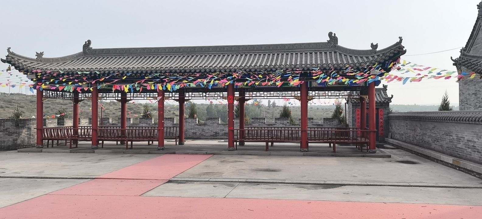 孙家岔石岩梁大仙庙实景照片