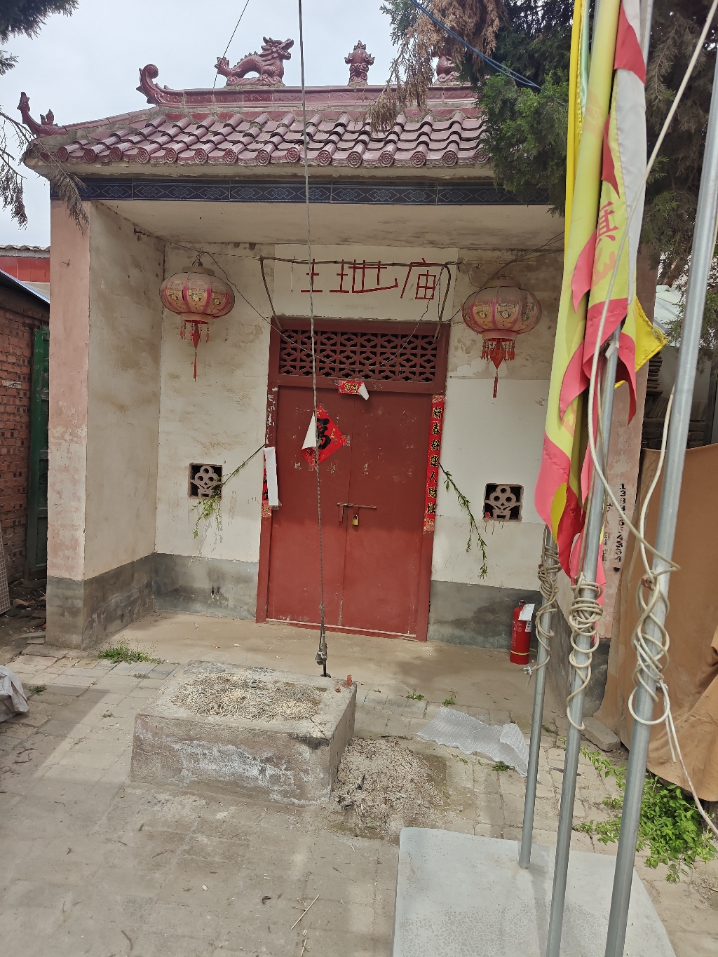 大杨村东土地庙实景照片