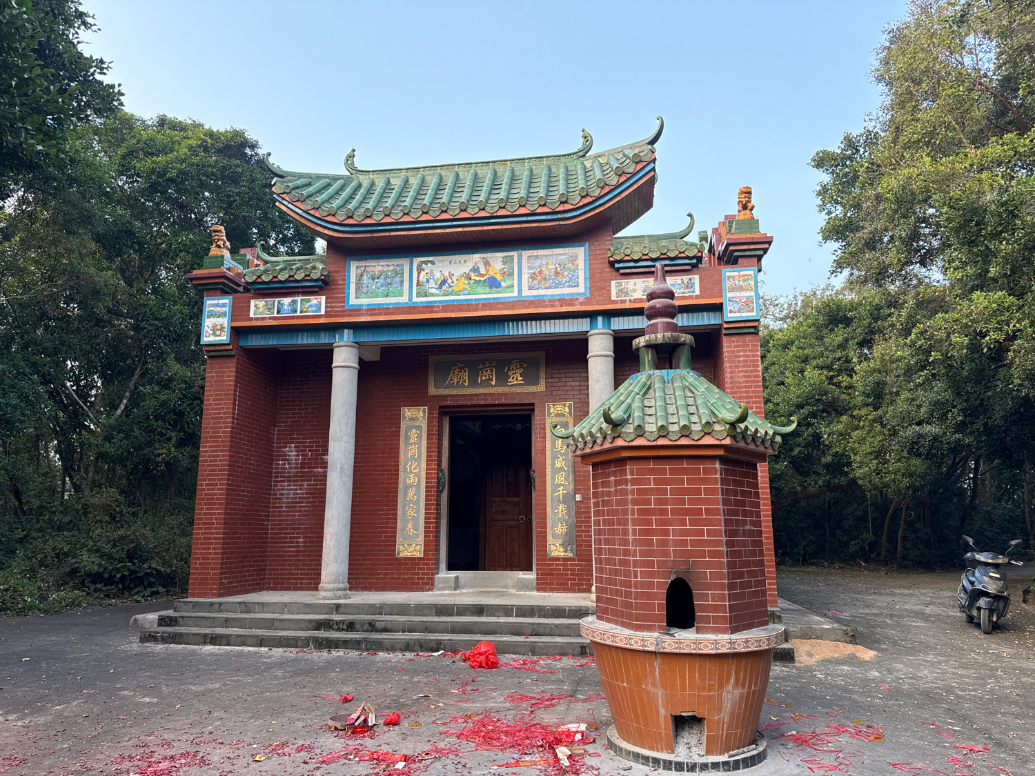 灵岗庙实景照片