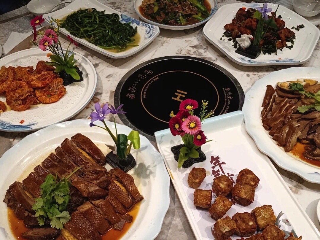 琼菜农家庄(中兴大街总店)