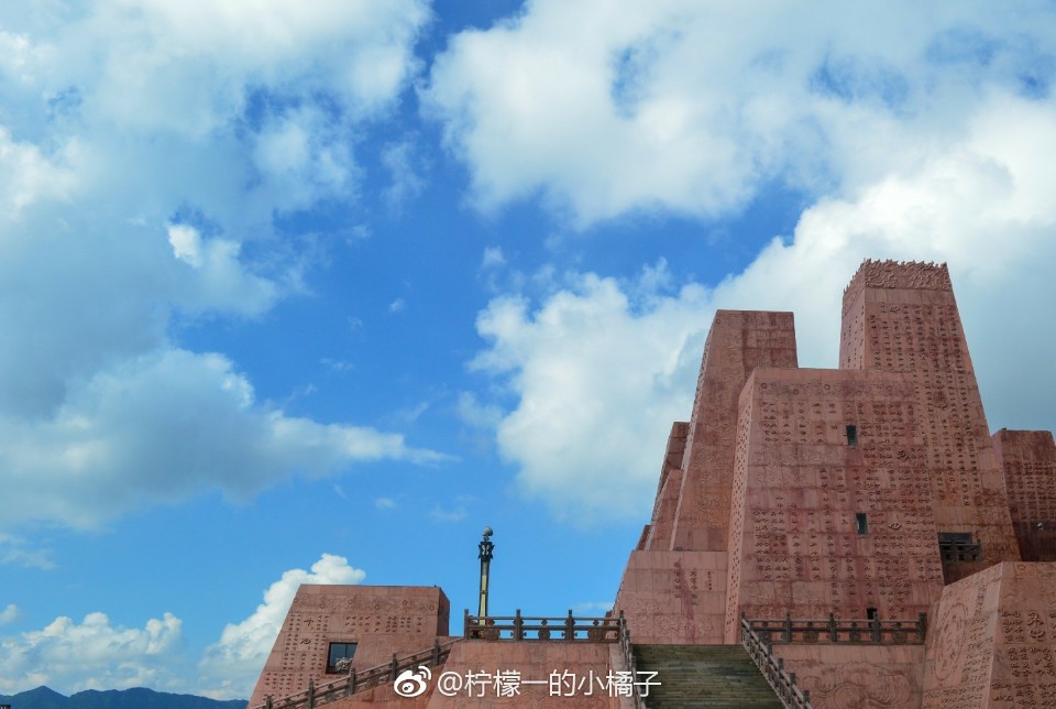 九重宫殿(彝族历史文化博物馆)实景照片