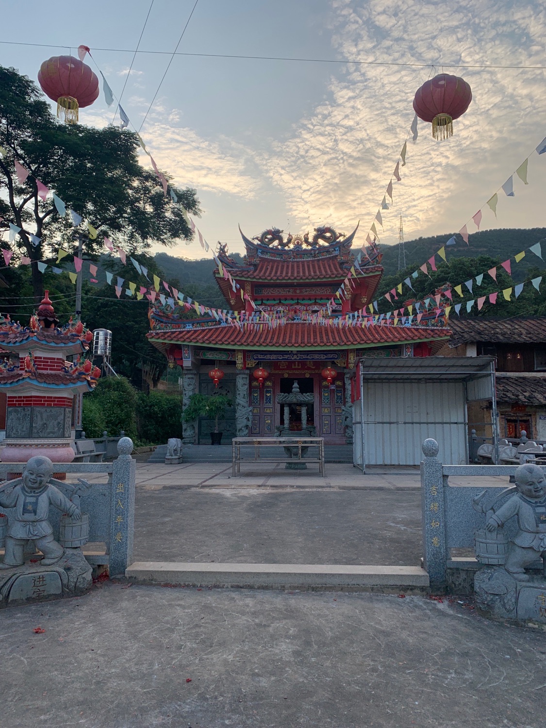 慧山宫实景照片