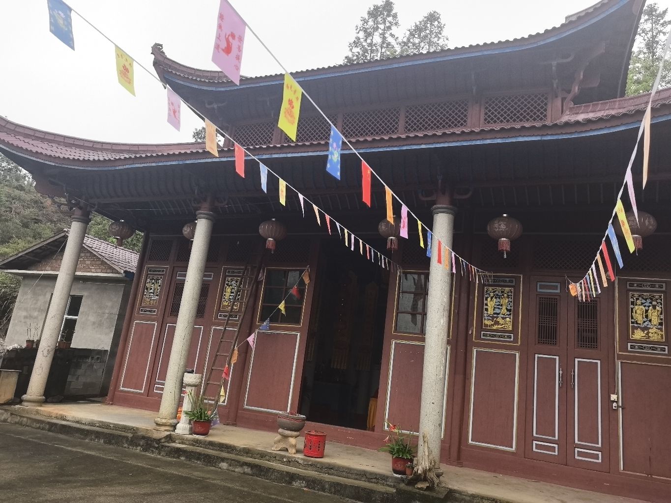 坪上招慧寺实景照片
