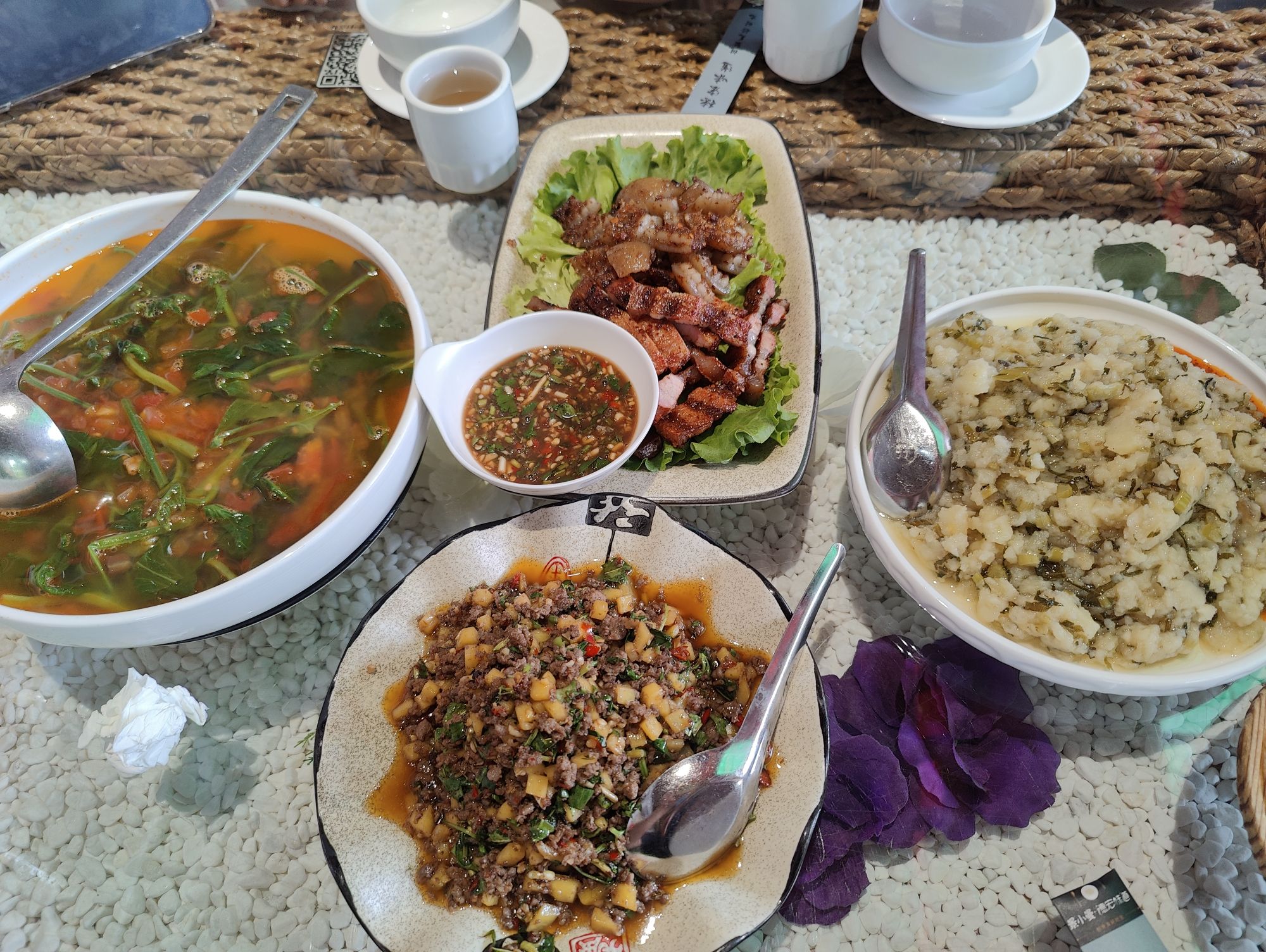 德宏味道(佳曼花园店)