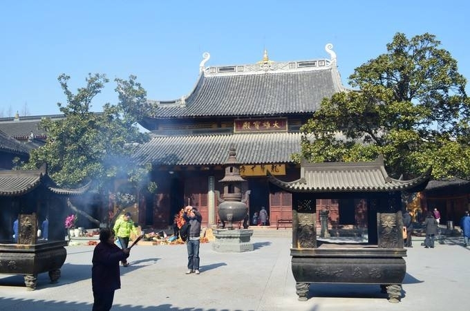 龙华寺实景照片