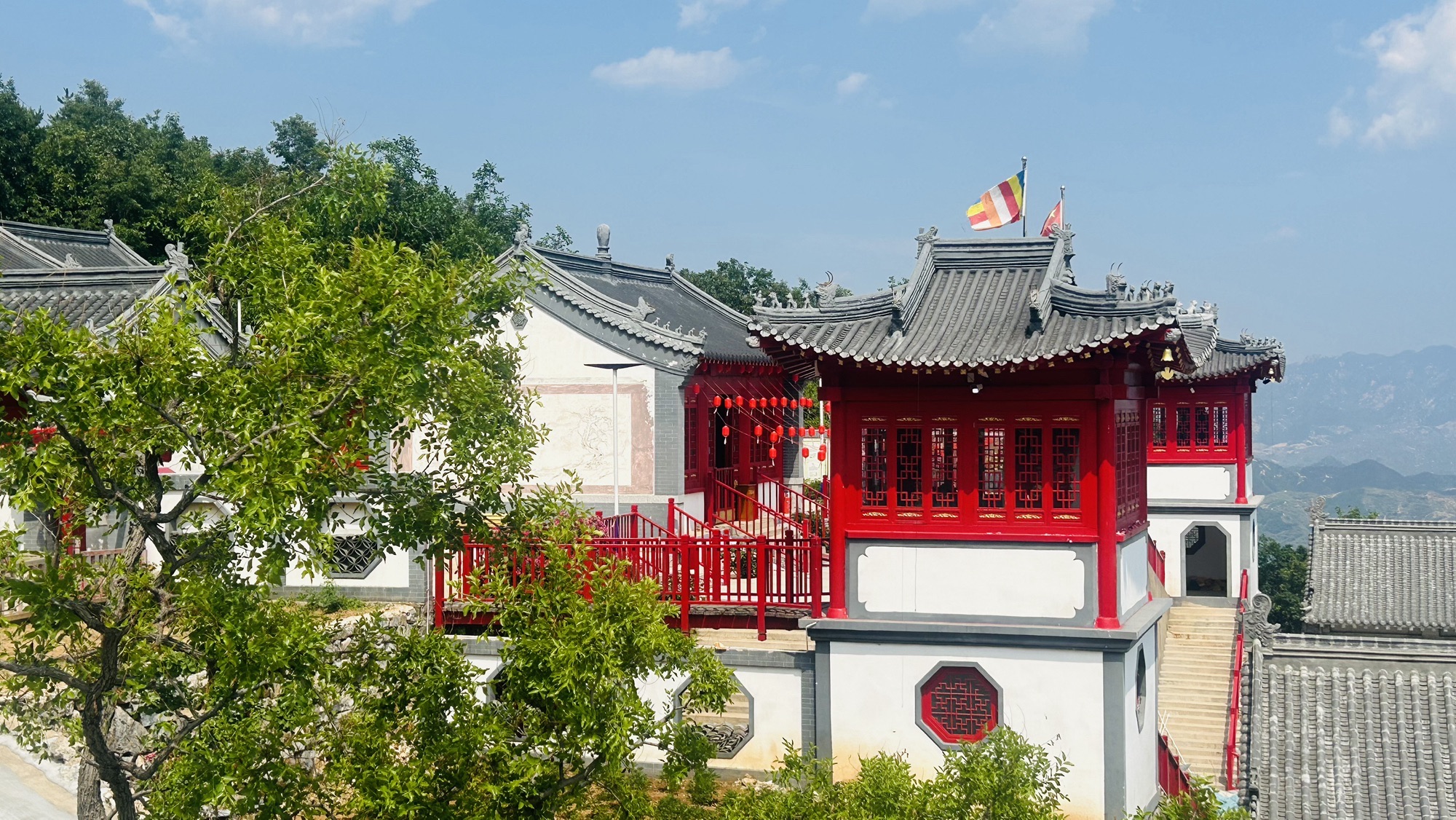 五凤朝阳寺实景照片