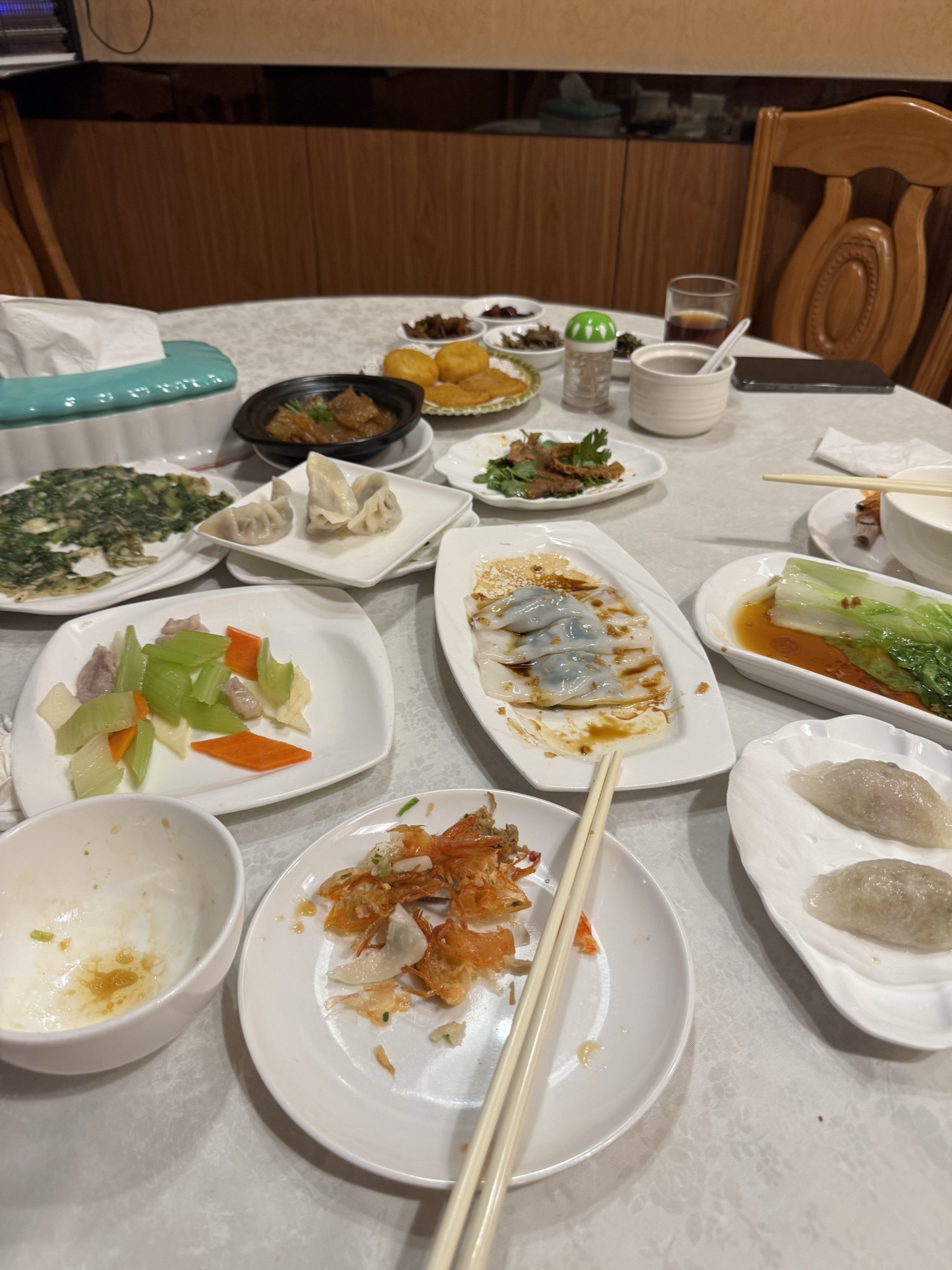正发燕翅鲍美食城