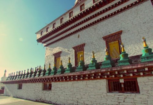 邓登曲登佛塔旅行图片 1