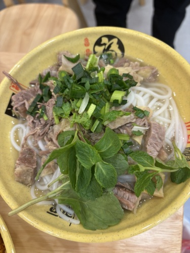 陈师傅正宗贵州牛肉粉(远大店)