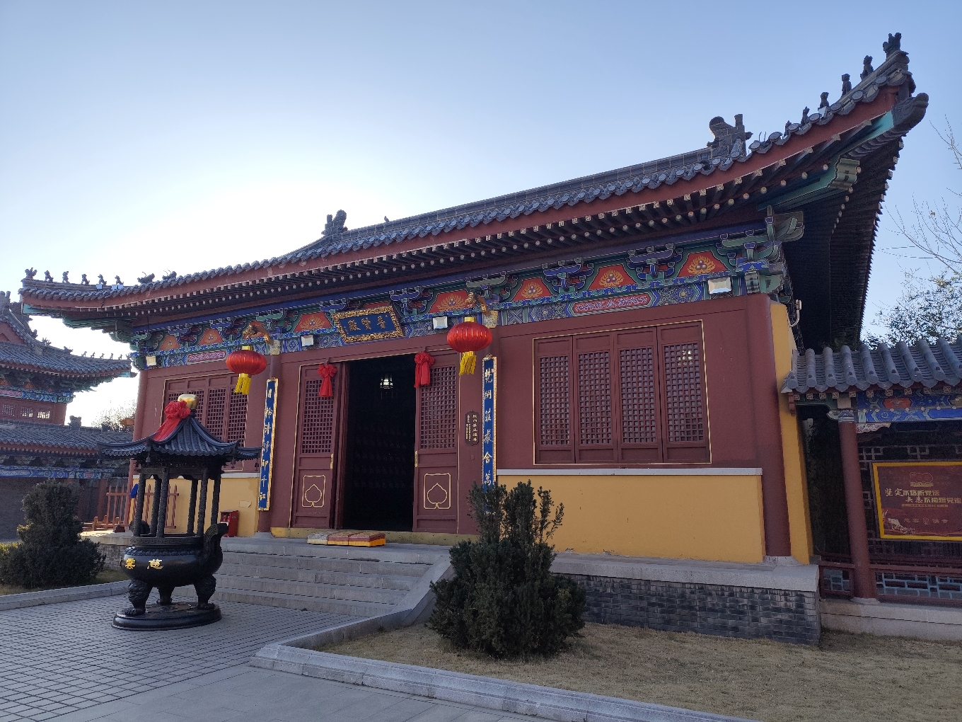 普贤殿实景照片