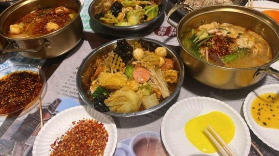 抚顺百年教堂1913麻辣拌小肉串店