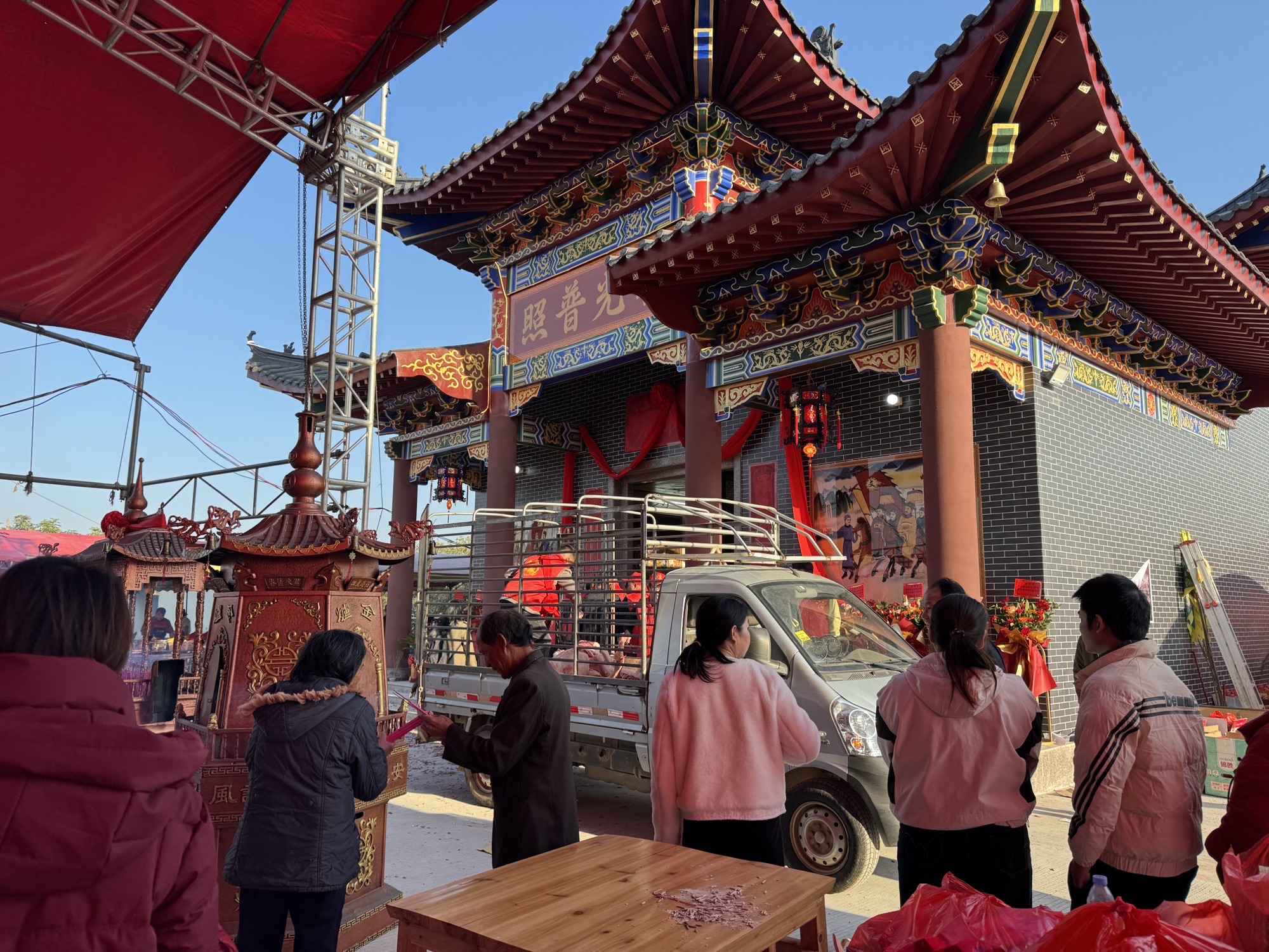 罗严境主庙实景照片
