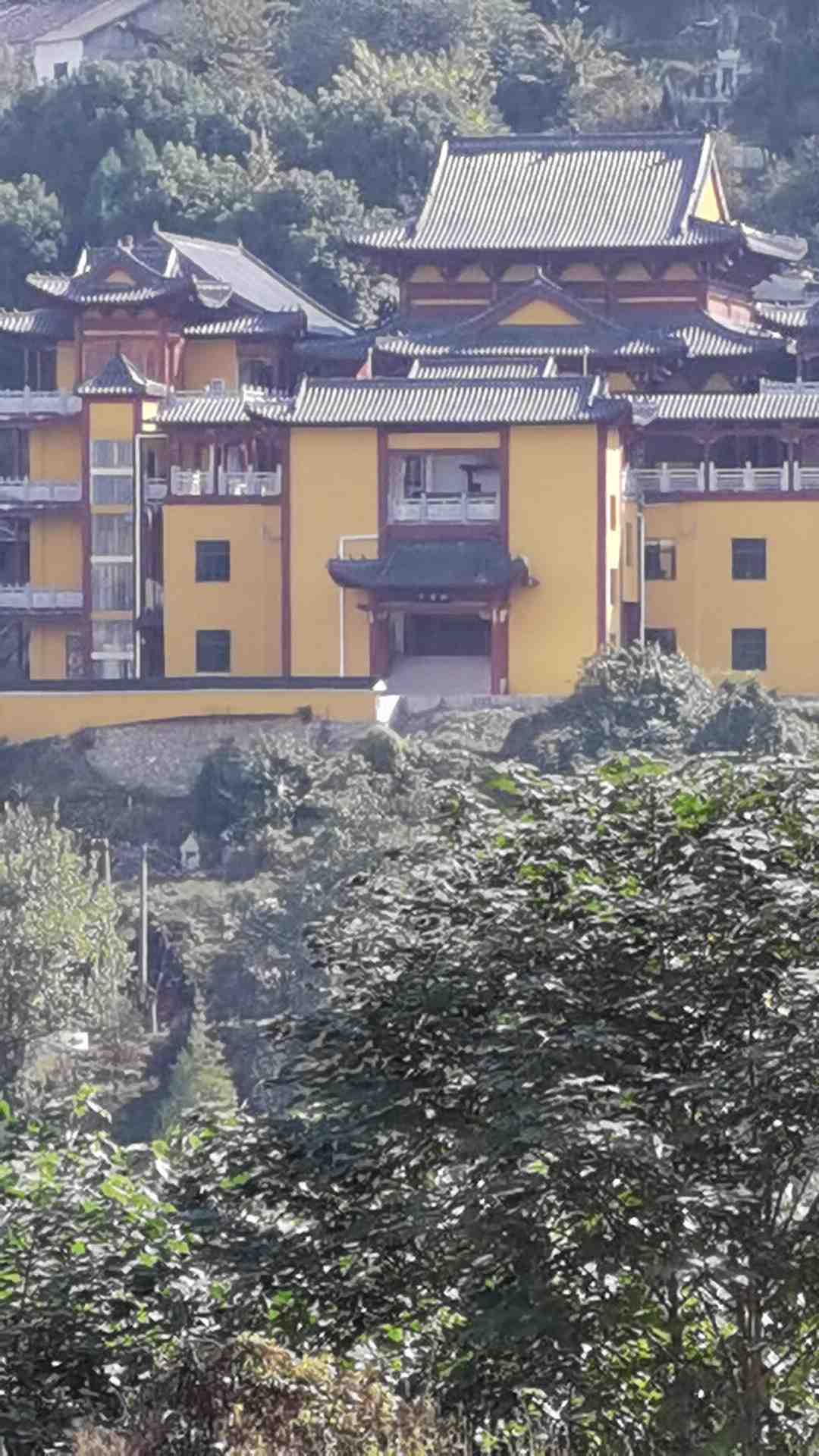 黄石普度寺实景照片
