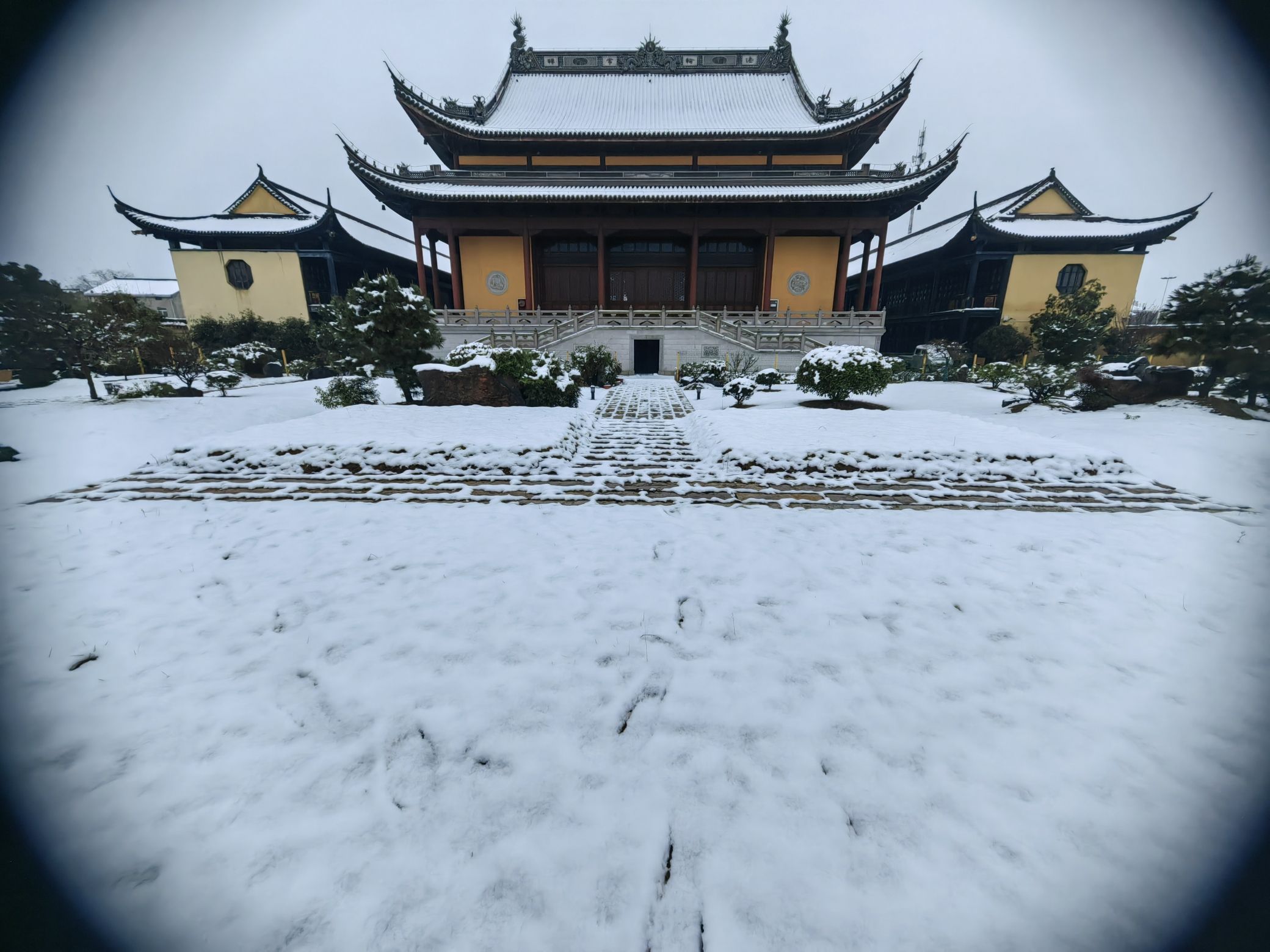 后梅寺实景照片