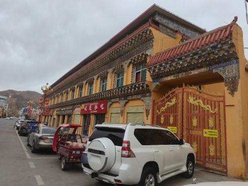 吉祥萨迦德钦禅修寺实景照片
