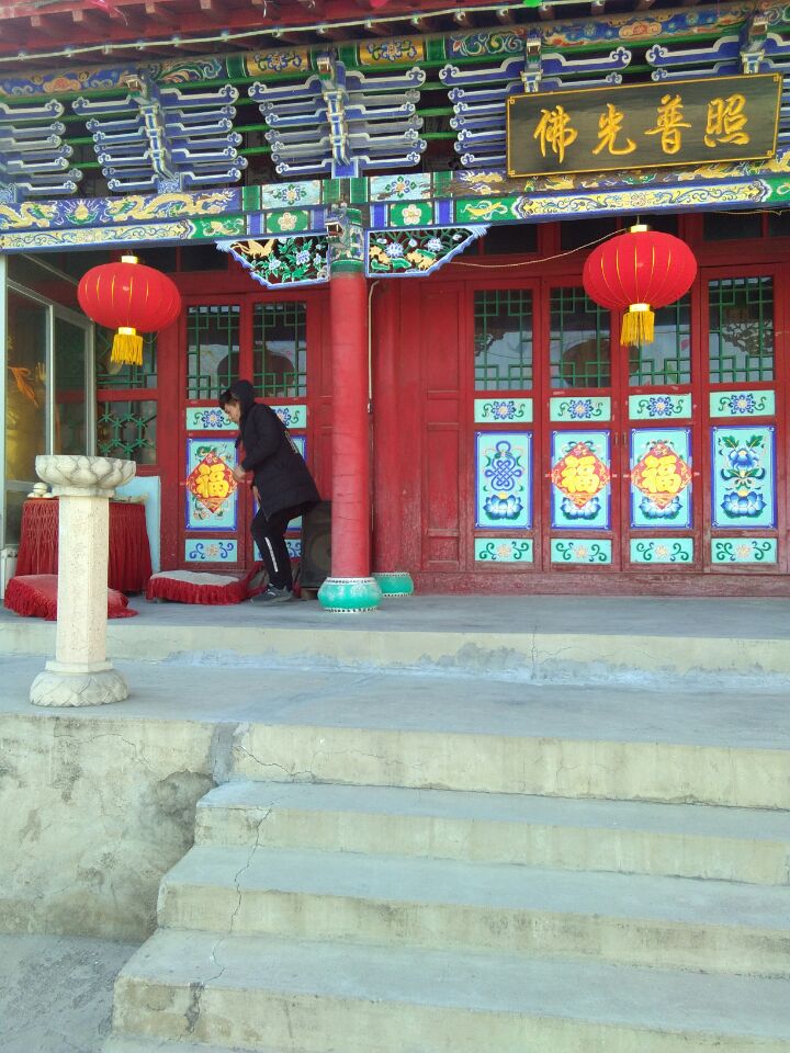 小孤山大佛寺实景照片