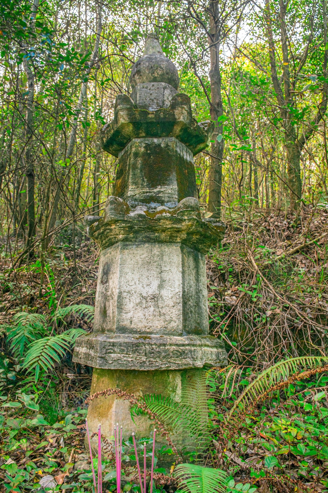 永兴寺舍利灵塔实景照片