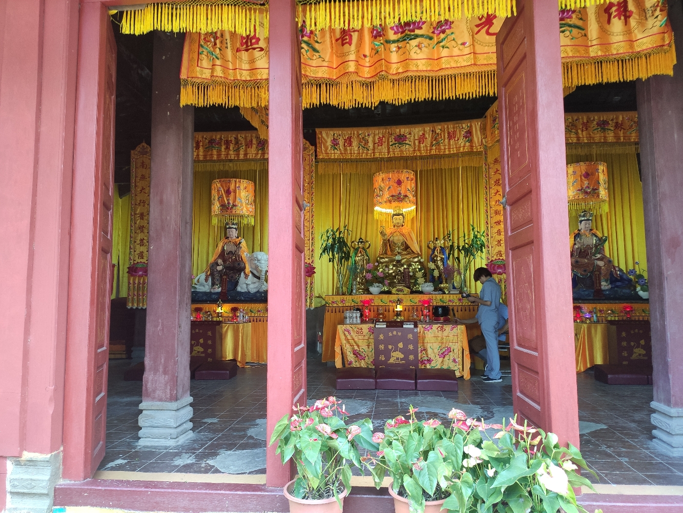 海南百花岭热带雨林文化旅游区观音庙实景照片