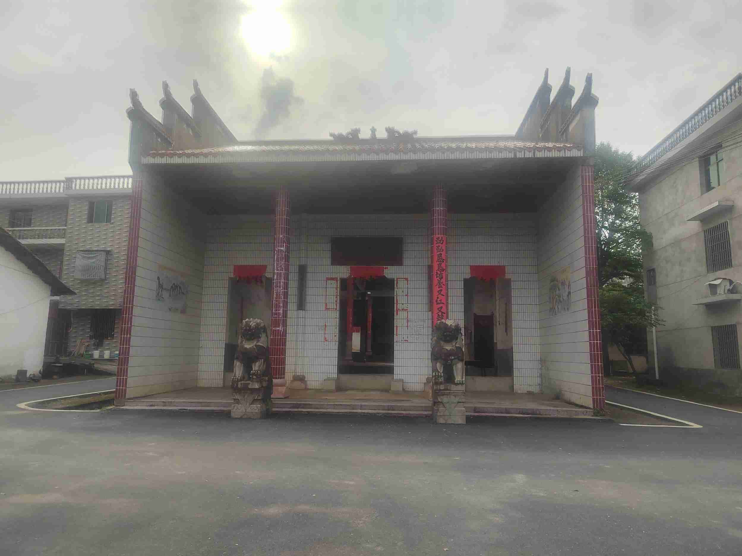 洞村乡程家坊小吉祠堂实景照片