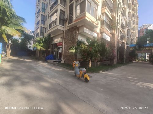快时多精品超市(五指山店)