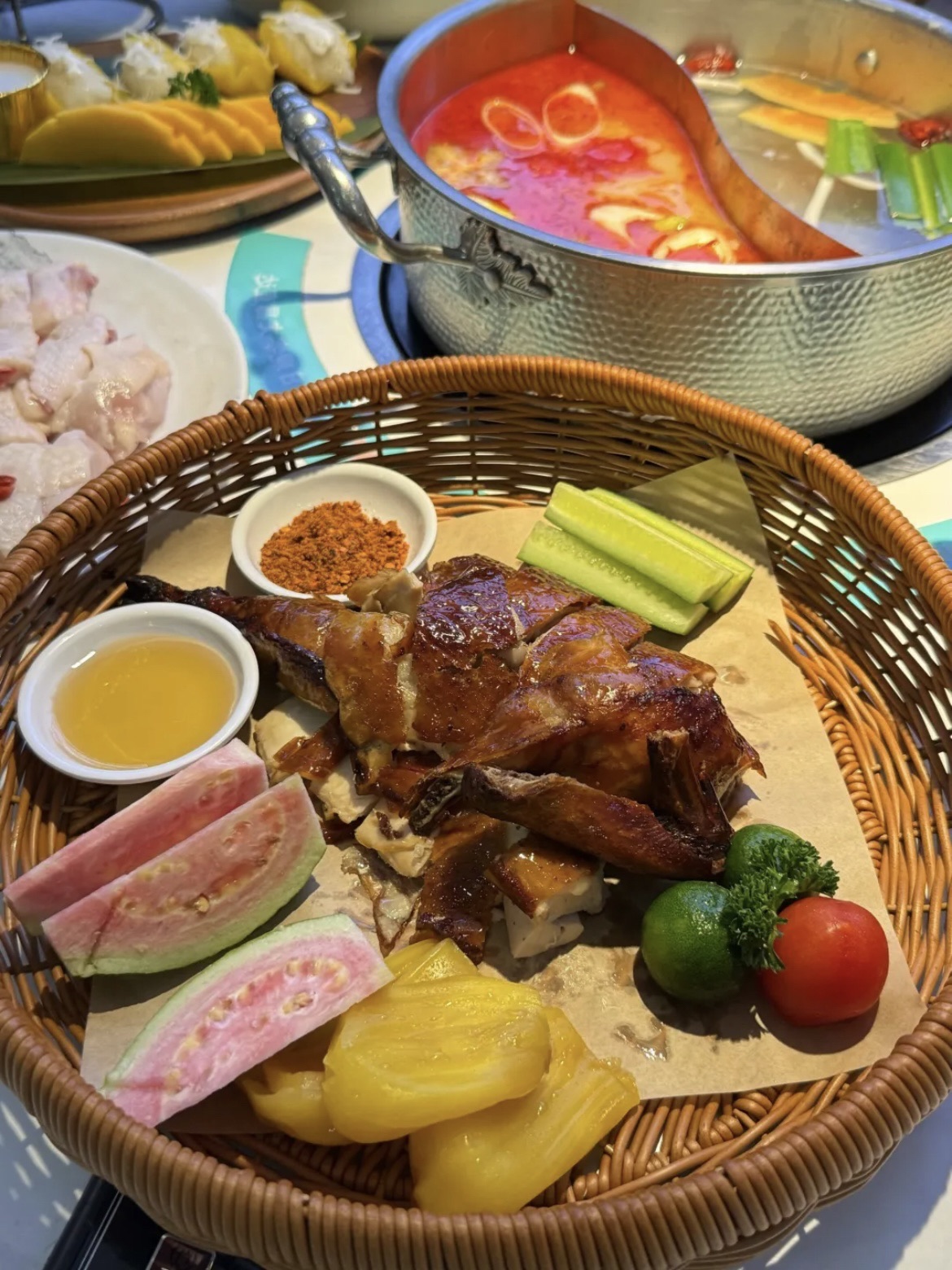 椰林伯伯椰子鸡·糟粕醋火锅(椰梦长廊店)