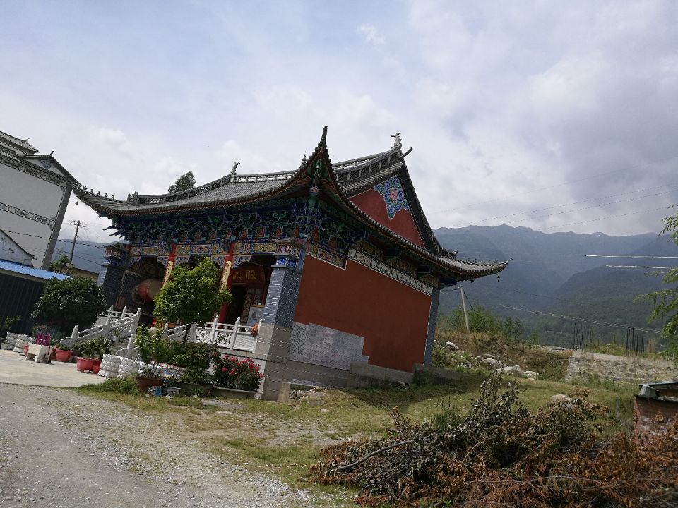 大理佛圣寺实景照片