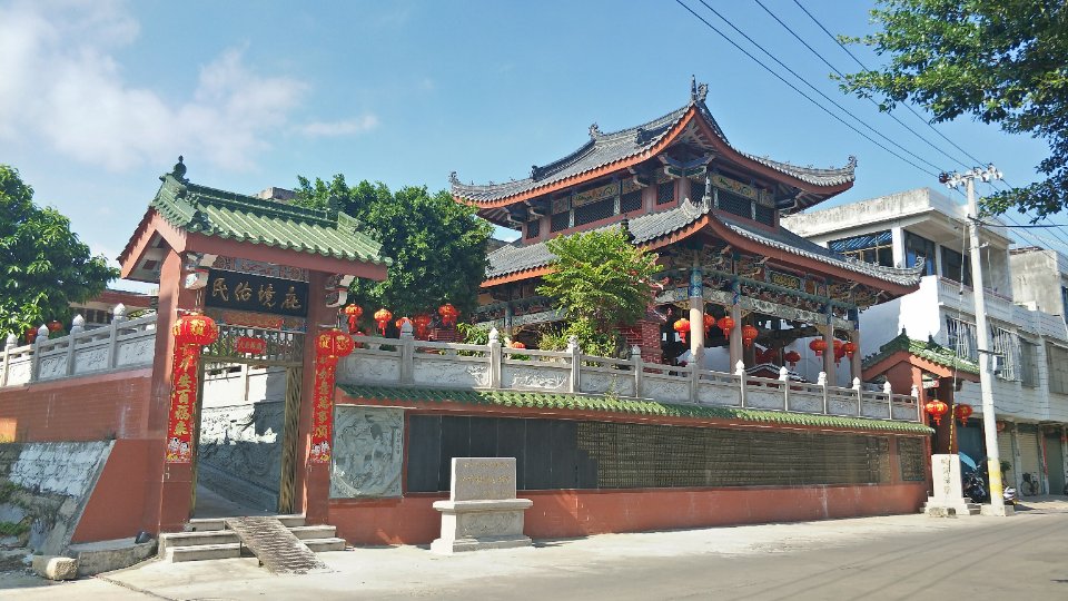 崎头岭庙实景照片