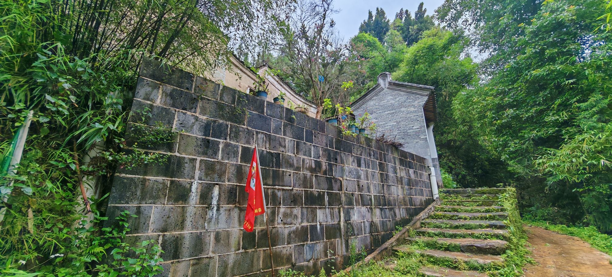 凤朝寺实景照片